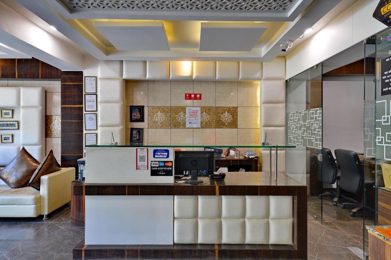Hotel Tilak Bhopal Buitenkant foto